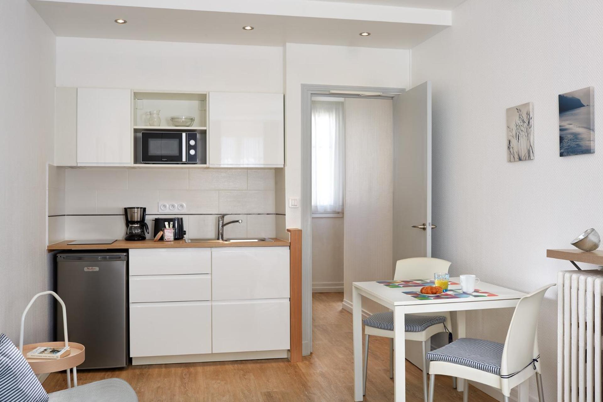 Hotel Residence Paris Asnieres Экстерьер фото